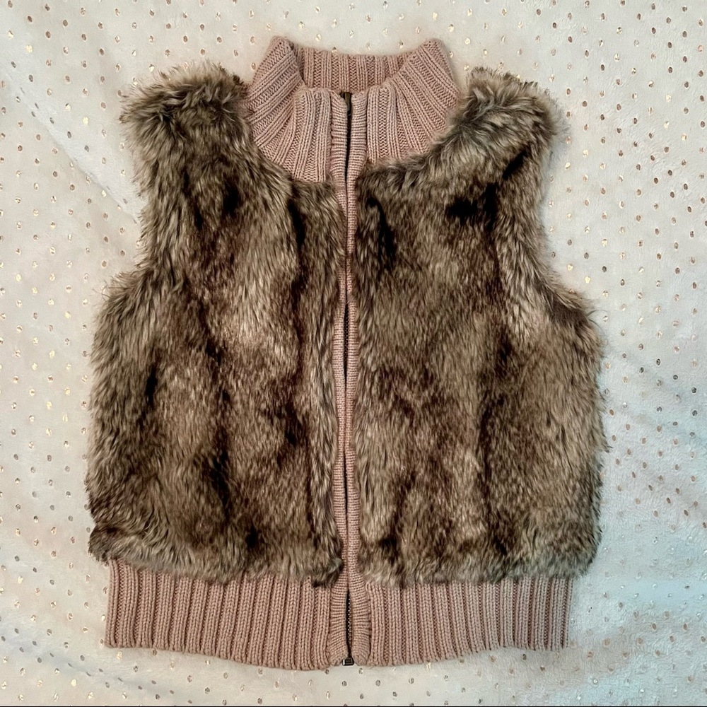 Faux fur sweater vest EUC - smoke free home. Size 5